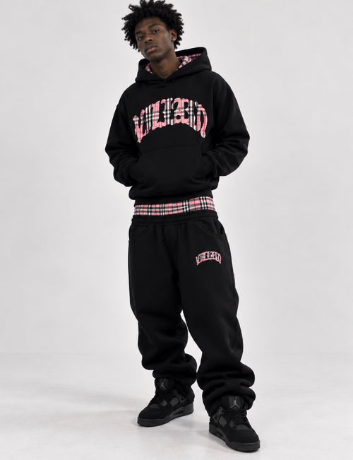 Pink Villain set